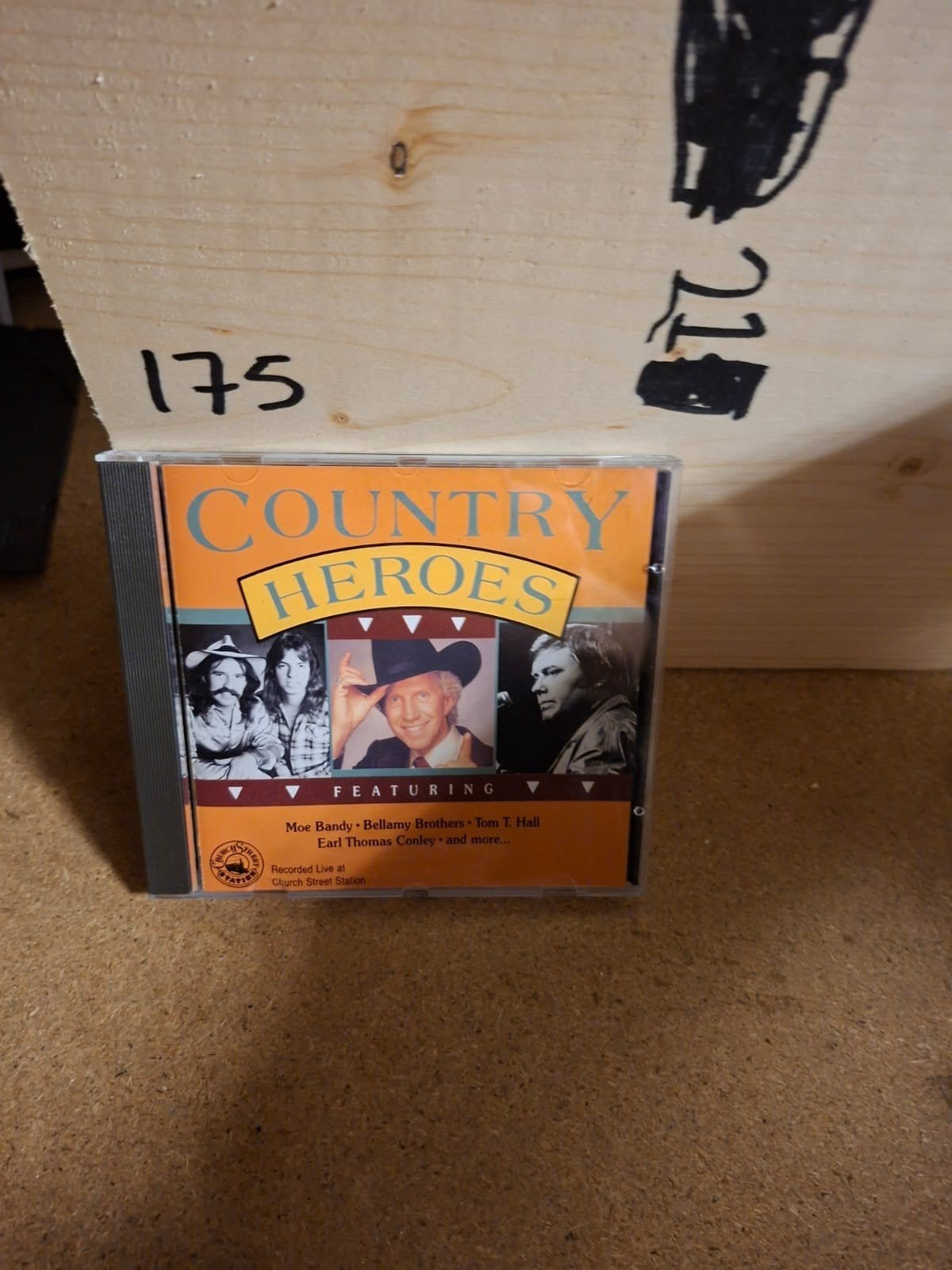 Country Heroes CD - Live op Church Street Station, Cd's en Dvd's, Gebruikt, Ophalen of Verzenden, Inclusief doosje, Country