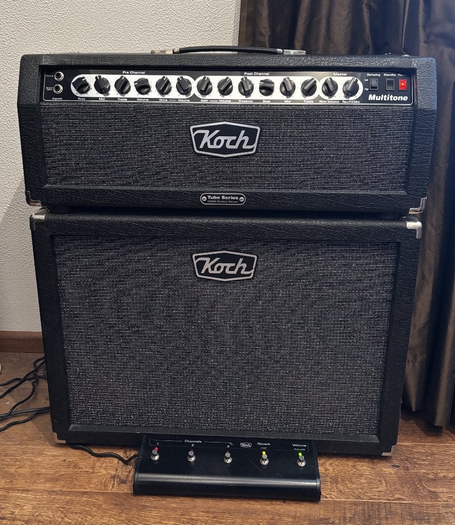 Te koop KOCH Multitone 100W top plus Cabinet, Ophalen, Gebruikt, Gitaar, 100 watt of meer