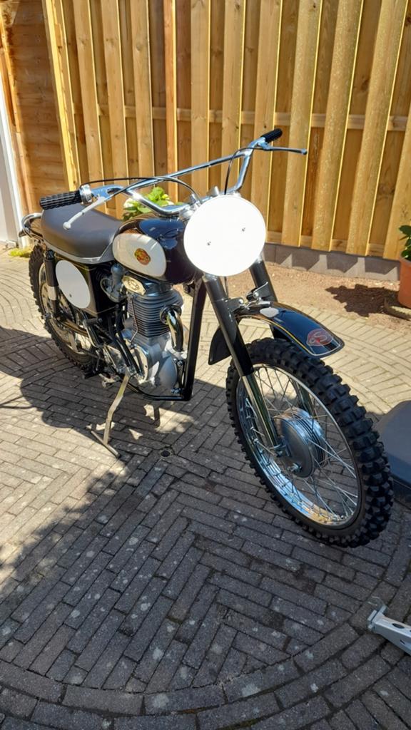 Gevraagd,onderdelen voor een ESO Motocross., Motoren, Ophalen of Verzenden