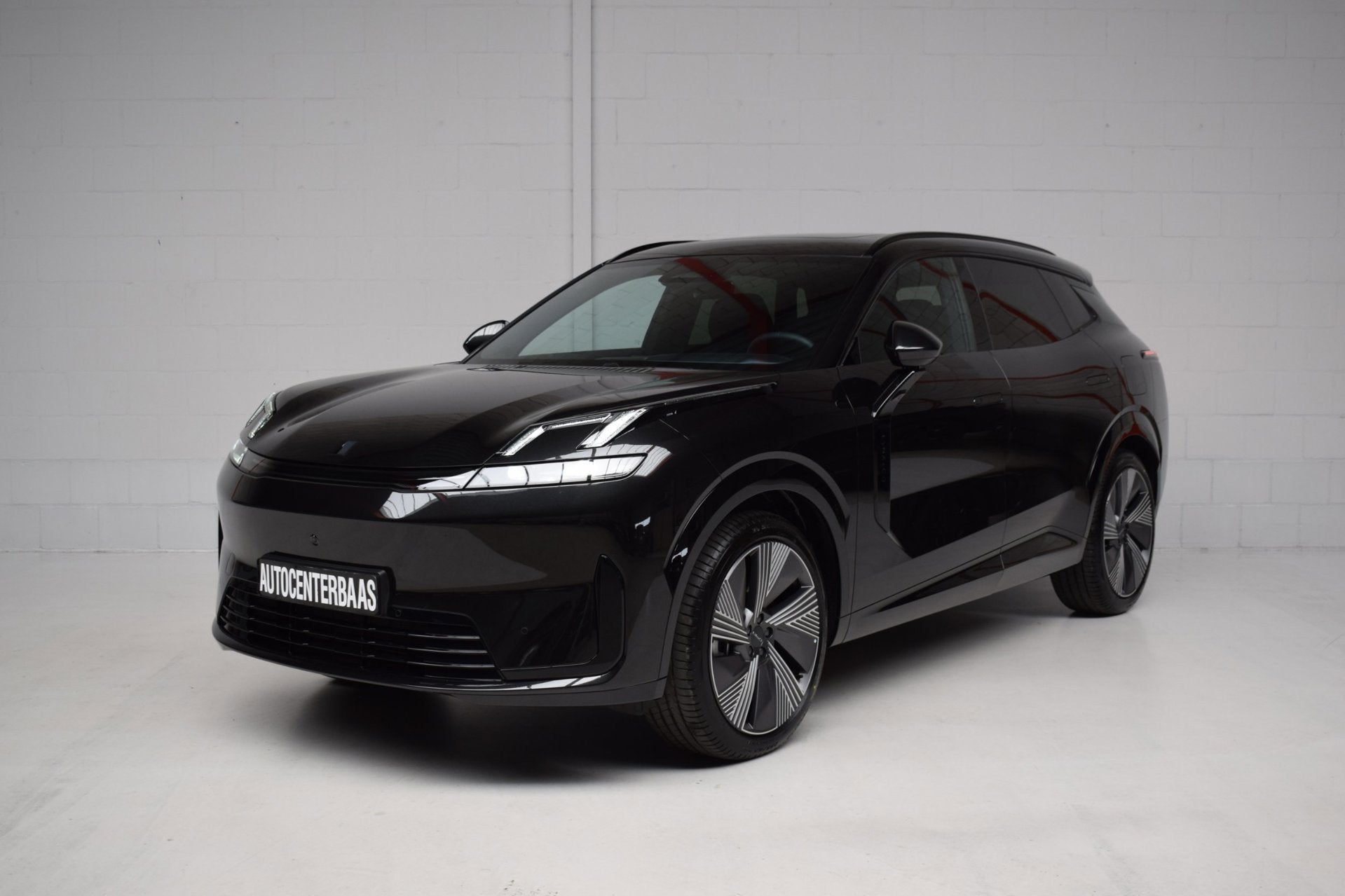 Lynk & Co 08 1.5 More PHEV 200KM RANGE / PANORAMADAK / HARMA, Auto's, Gebruikt, 4 cilinders, Zwart, Bedrijf
