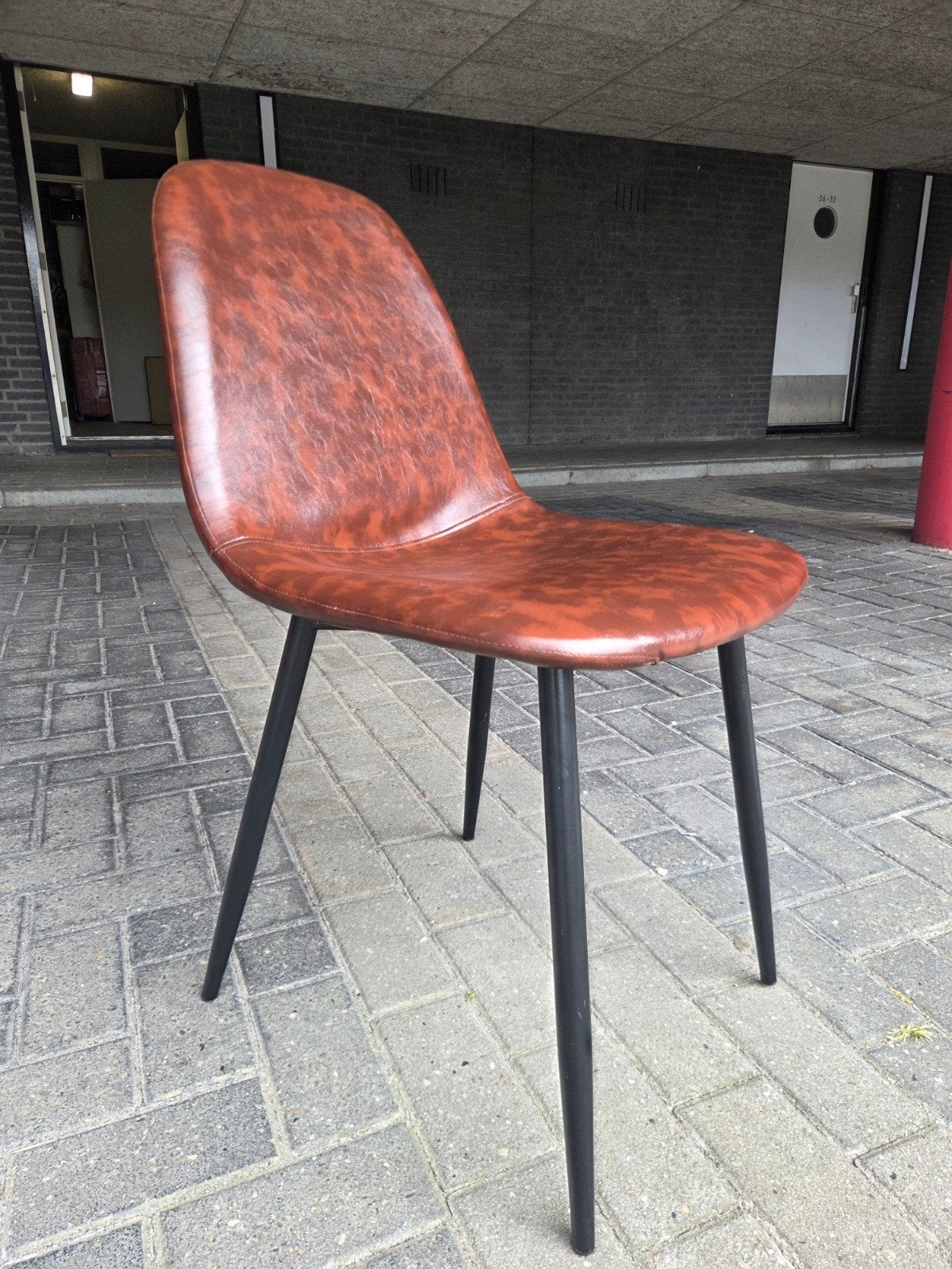 kuipstoel (2 stuks over), Huis en Inrichting, Ophalen, Twee, Bruin, Leer