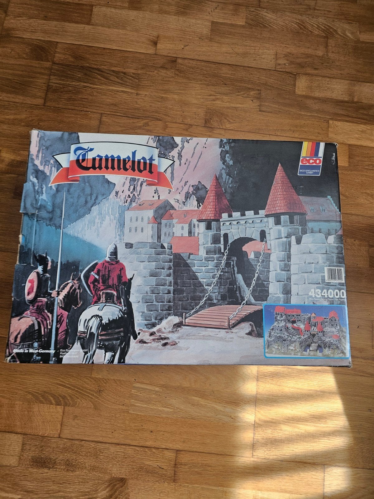 Zeldzaam Camelot 434000 kasteel ECO SPIELWAREN GMBH, Kinderen en Baby's, Speelgoed | Overig, Ophalen of Verzenden