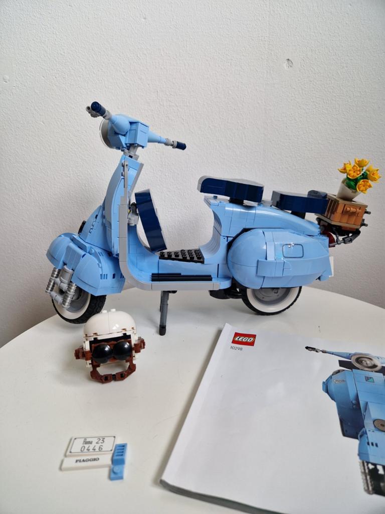 Lego Icons set 10298, Vespa scooter., Lego, Compleet, Ophalen of Verzenden, Zo goed als nieuw