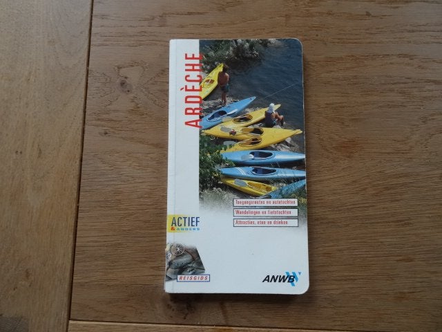 anwb actief reisgids Ardeche, Gelezen, Europa, Ophalen of Verzenden, Reisgids of -boek