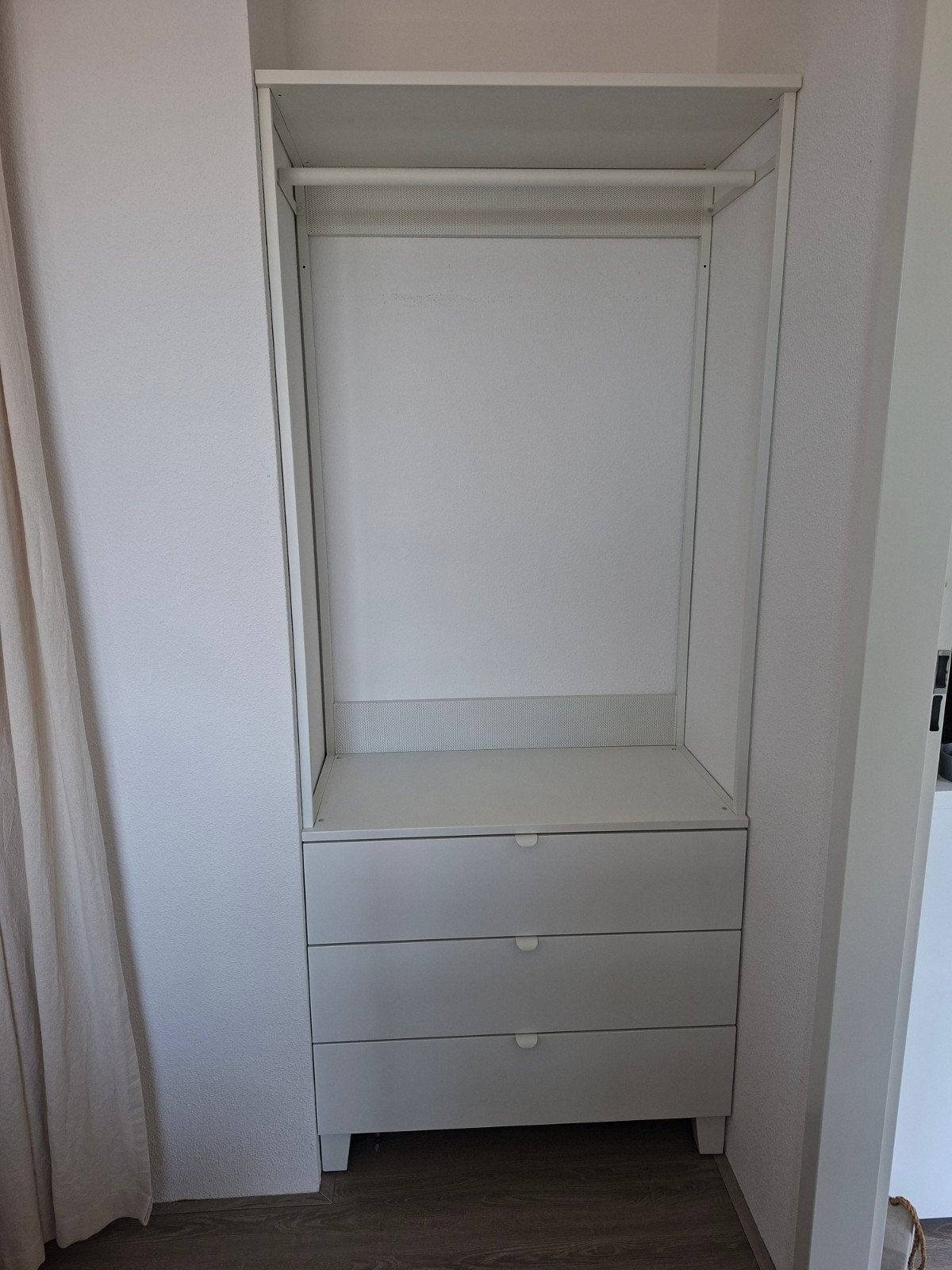 Ikea Platsa kledingkast met open hang element, Zo goed als nieuw, Met lade(s), 150 tot 200 cm, 25 tot 50 cm