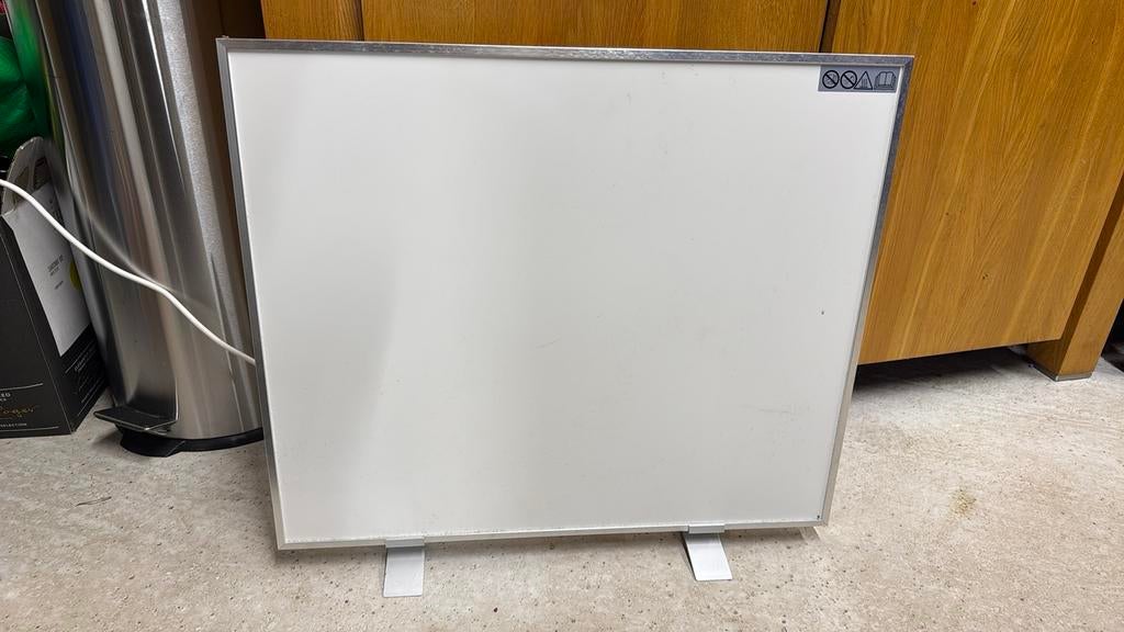 Te koop: trotec warmtepaneel met pootjes, Ophalen, Radiator, Minder dan 60 cm, Zo goed als nieuw