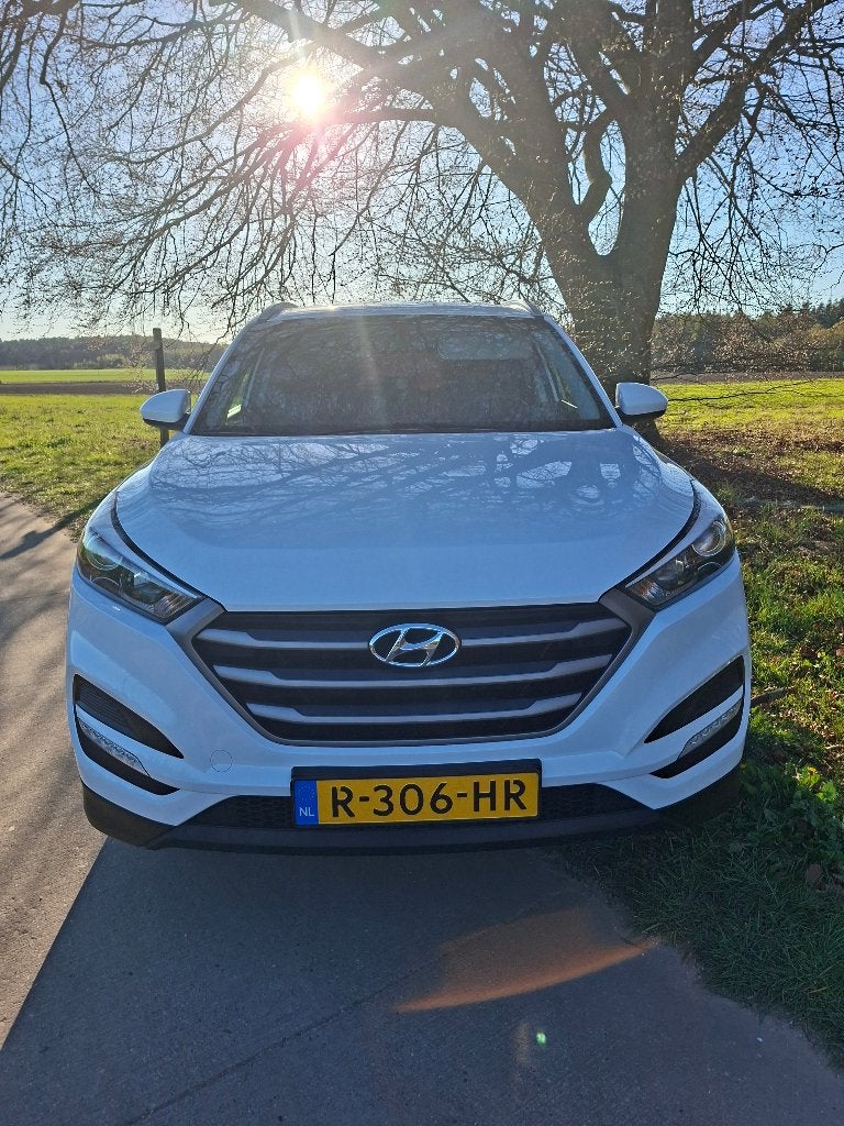 Hyundai Tucson 1.6 comfort. 115000km & set winterbanden velg, Auto's, Voorwielaandrijving, Stoelverwarming, Stof, 4 cilinders