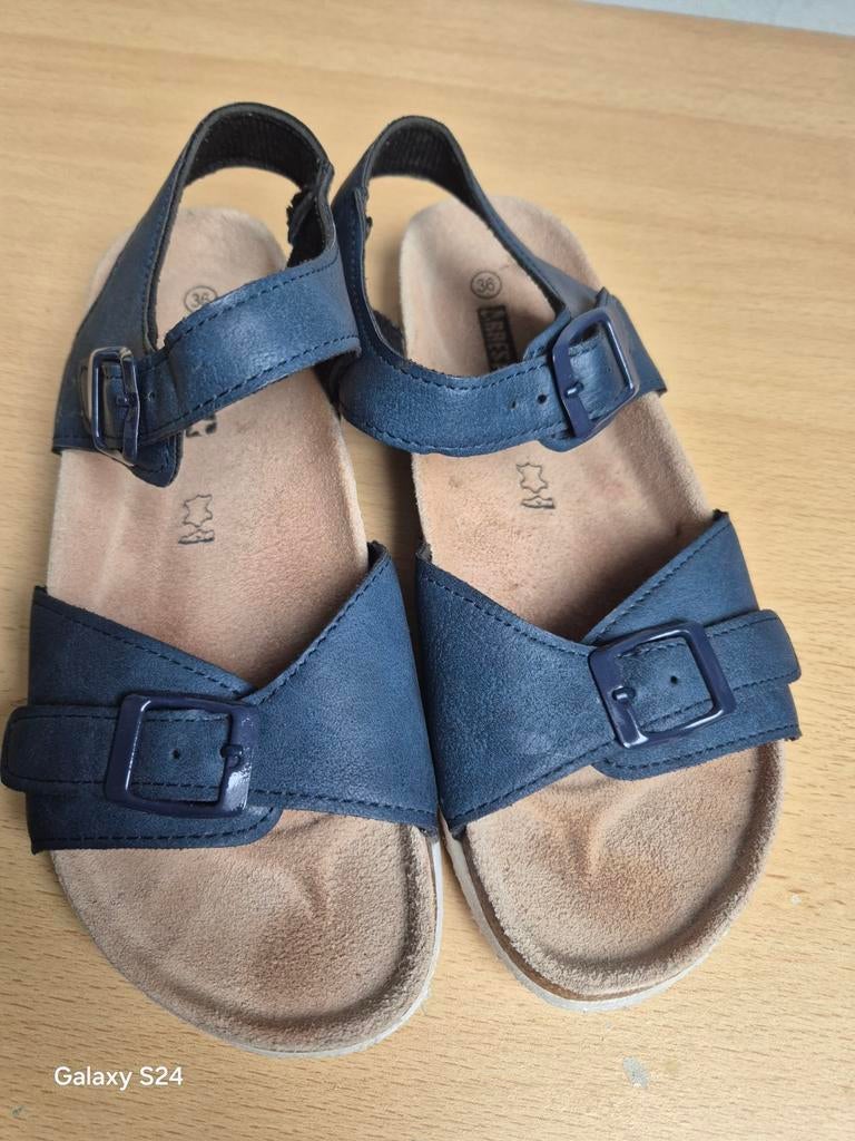 Jongens zomerschoenen maat 36 - Blauwe sandalen, Gebruikt, Schoenen, Ophalen of Verzenden, Onbekend