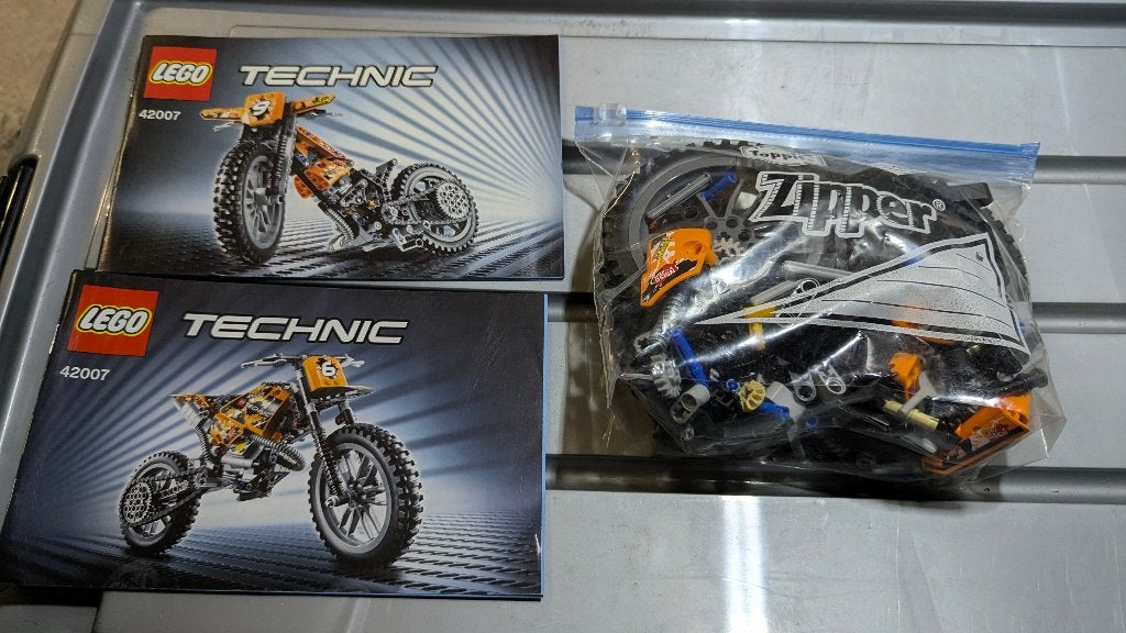 div lego technic motoren, Ophalen of Verzenden, Zo goed als nieuw