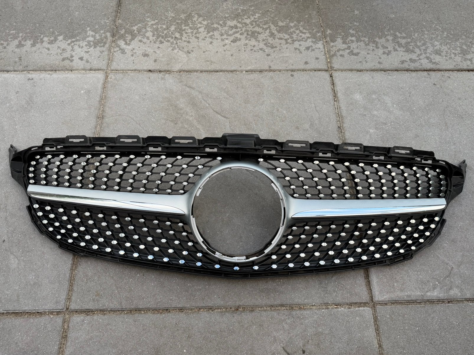 Grill voor Mercedes-Benz W205 C-Klasse (Diamond Grille), Ophalen, Gebruikt, Voor, Mercedes-Benz
