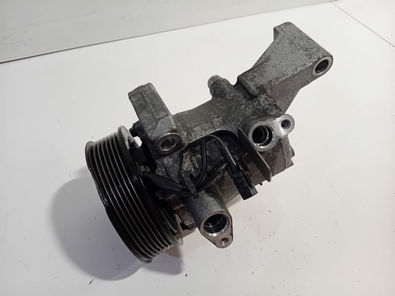 Airco pomp Suzuki Swift, Onderdelen@venauto.nl, Van der Ven Autorecycling B.V., Gebruikt, Ettenseweg 76, 4706 PB Roosendaal, The Netherlands