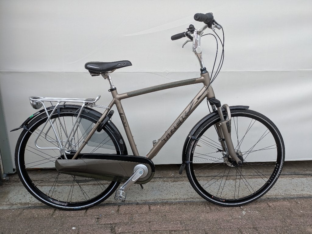28 inch Trek L600 met 8 versnellingen en vering., Versnellingen, Zo goed als nieuw, Ophalen, Overige merken