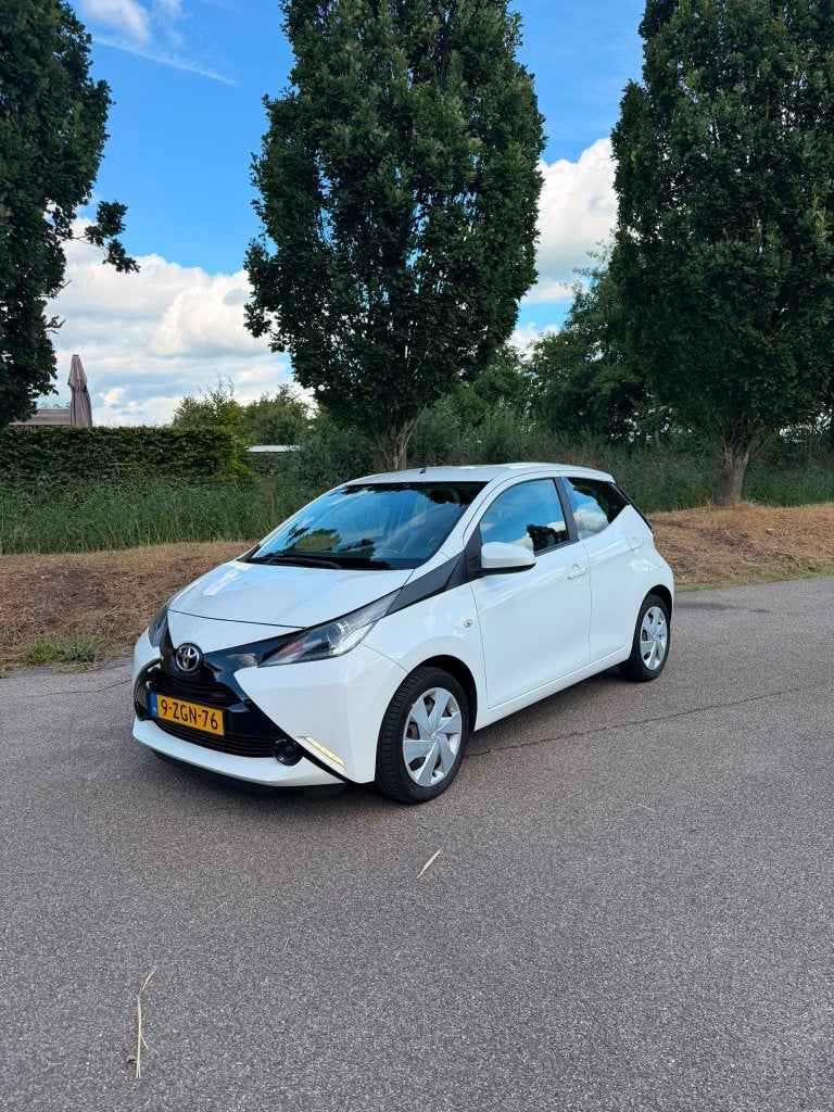 Toyota Aygo 1.0 12V Vvt-i Ddrs 2014 Wit, Voorwielaandrijving, Euro 5, Stof, Wit