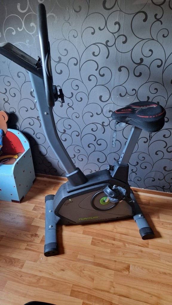 hometrainer, Ophalen, Zo goed als nieuw, Kunststof, Hometrainer