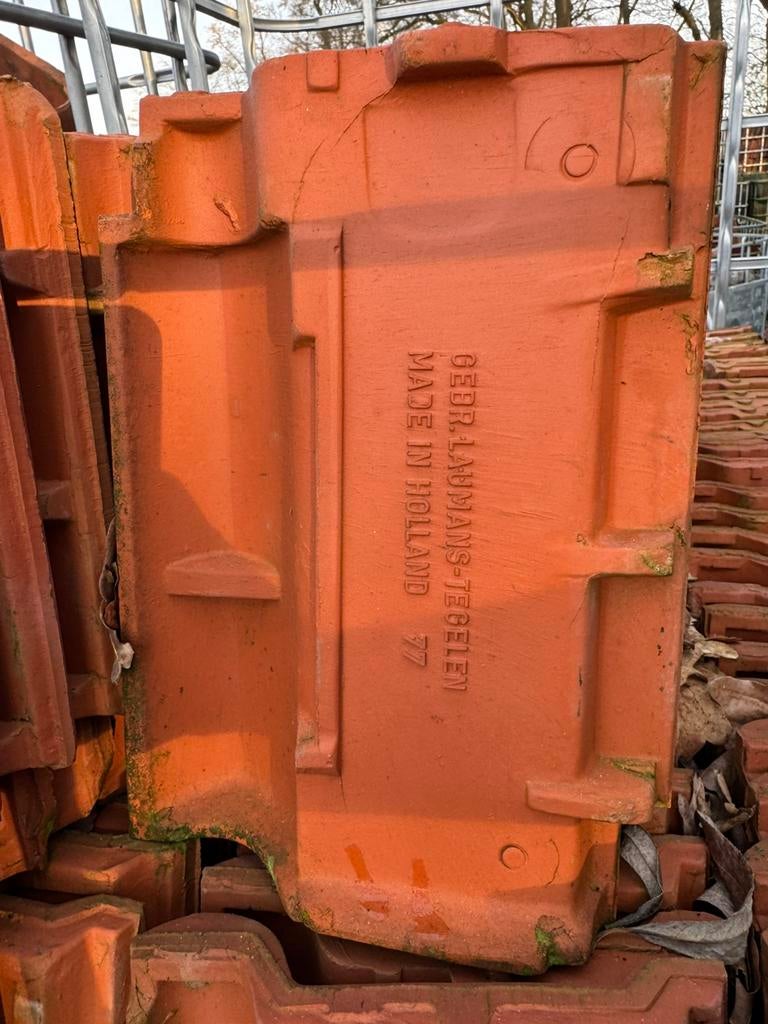 6.000 nette klein romaans dakpannen gebr laumans, Ophalen of Verzenden