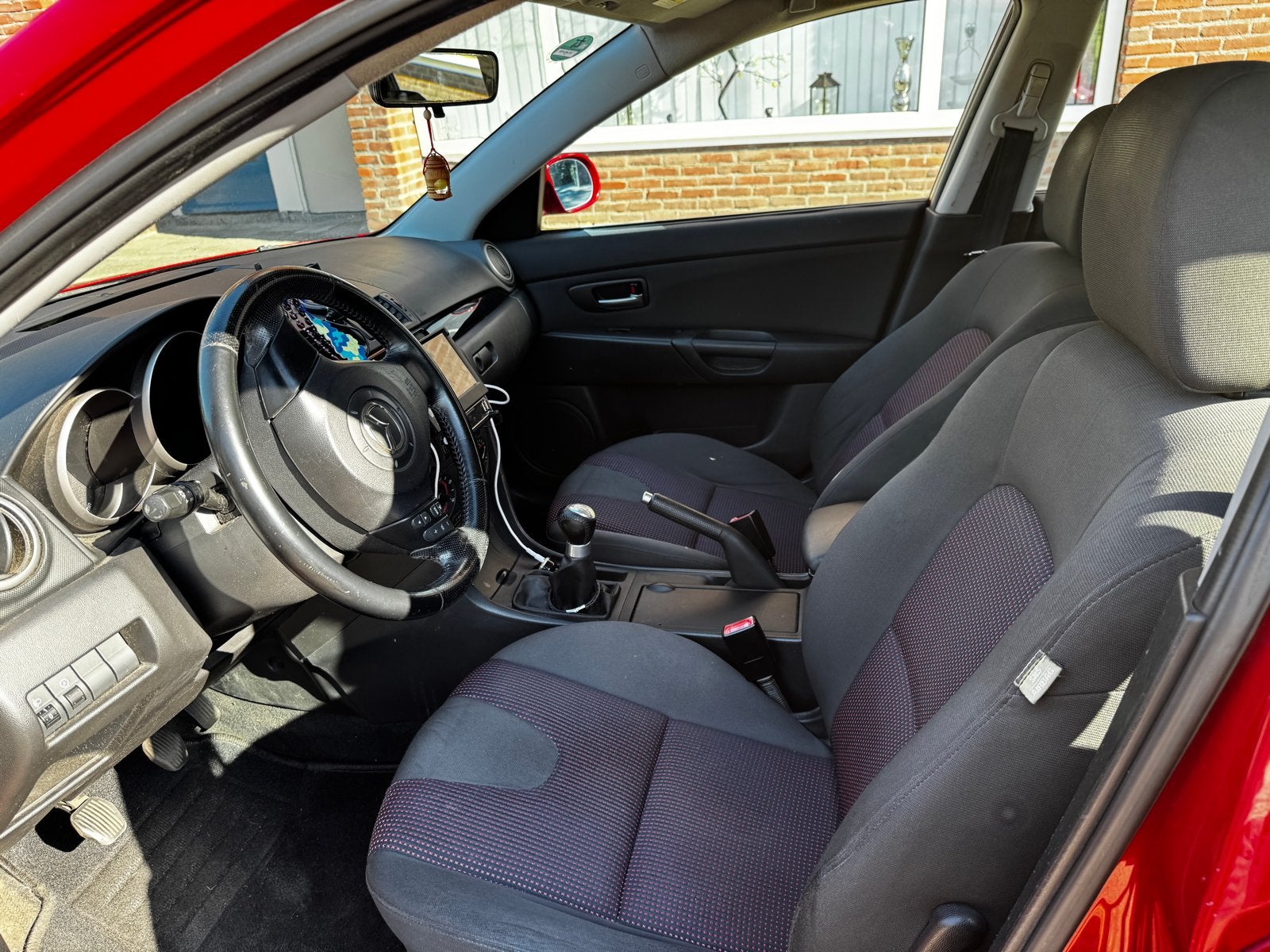 Mazda 3 1.6 Hatchback 2003 Rood, Voorwielaandrijving, 1160 kg, 4 cilinders, Handgeschakeld