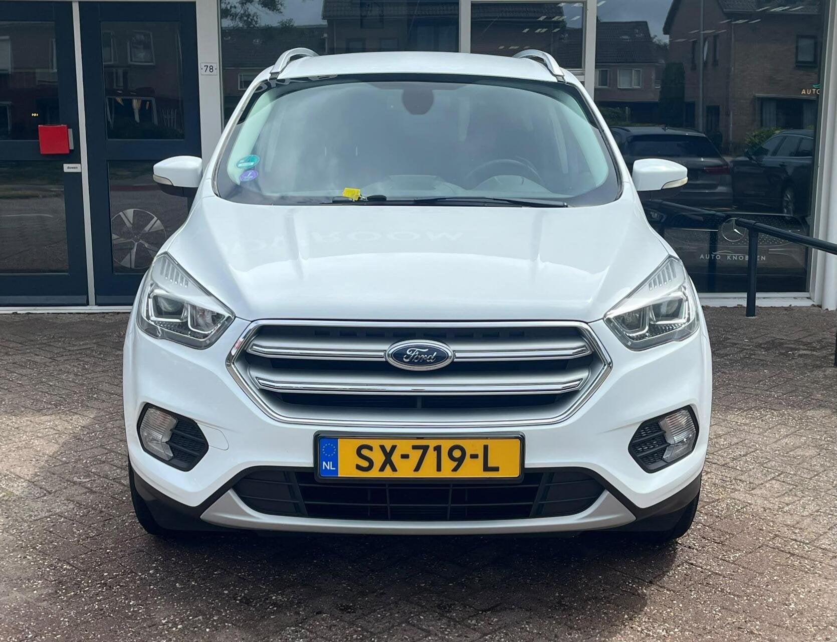 Ford Kuga 1.5 EcoBoost Titanium Climat, Cruise, Pdc, Trekhaa, Auto's, Euro 6, 4 cilinders, Wit, Bedrijf