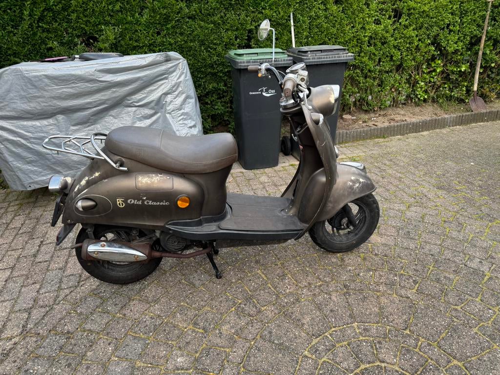 Btc old, Ophalen, Zo goed als nieuw, Benzine, Overige merken