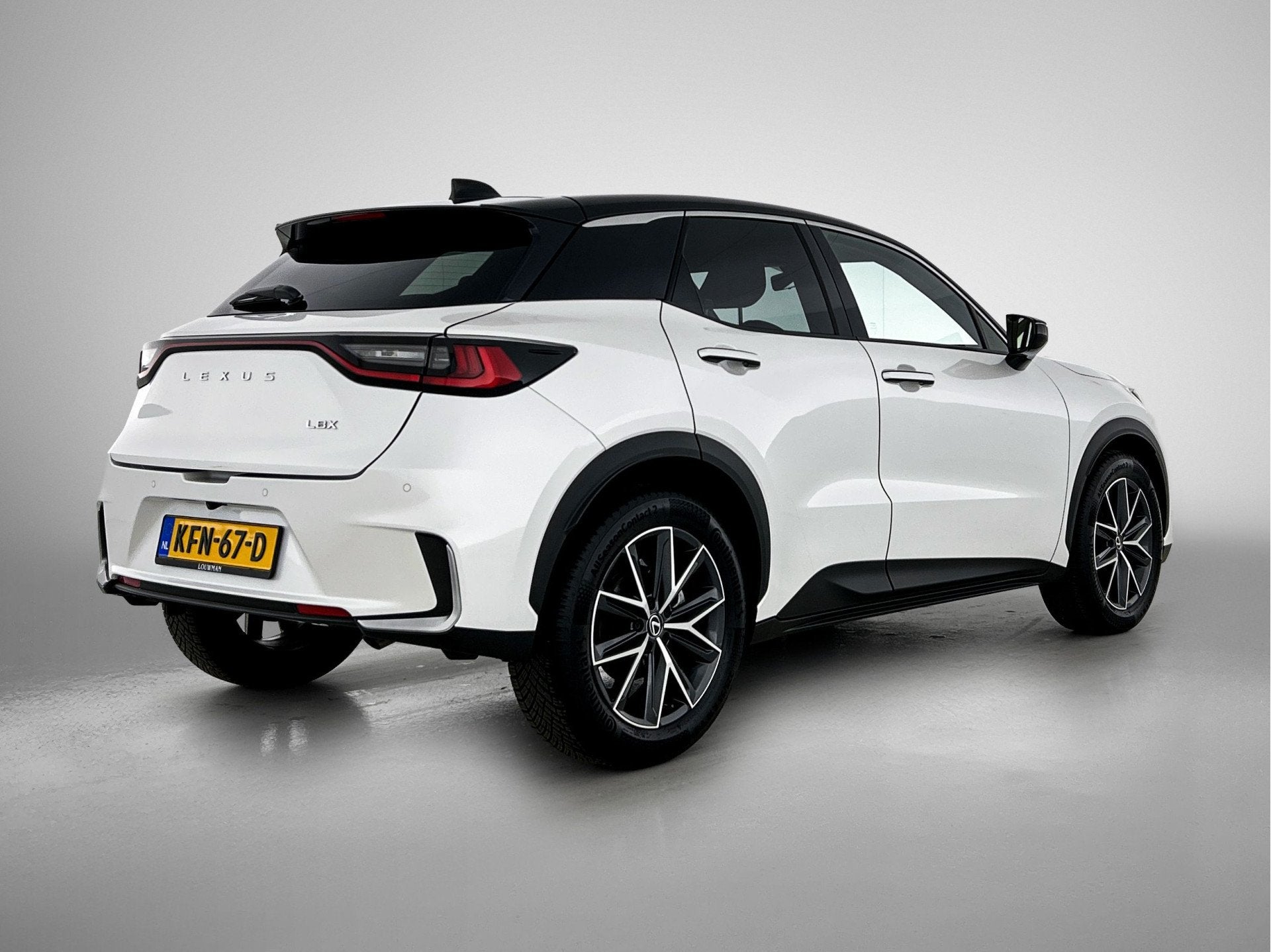 Lexus LBX Cool 2WD | Bi-tone | Stoelgeheugen | Leer / Alcant, Auto's, 12 maanden, Gebruikt, Wit, 1490 cc
