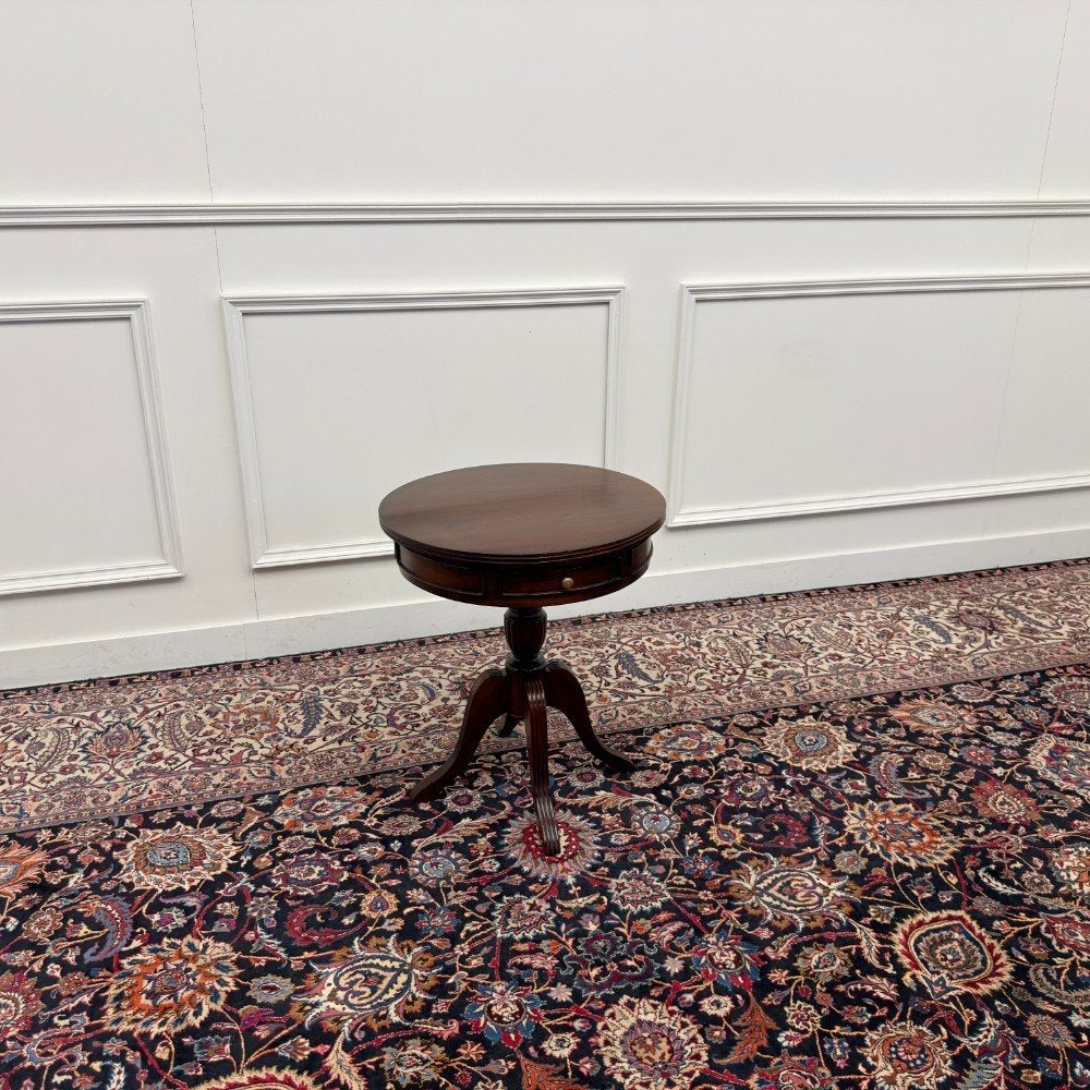 Klassiek Engels Sidetable, Ophalen