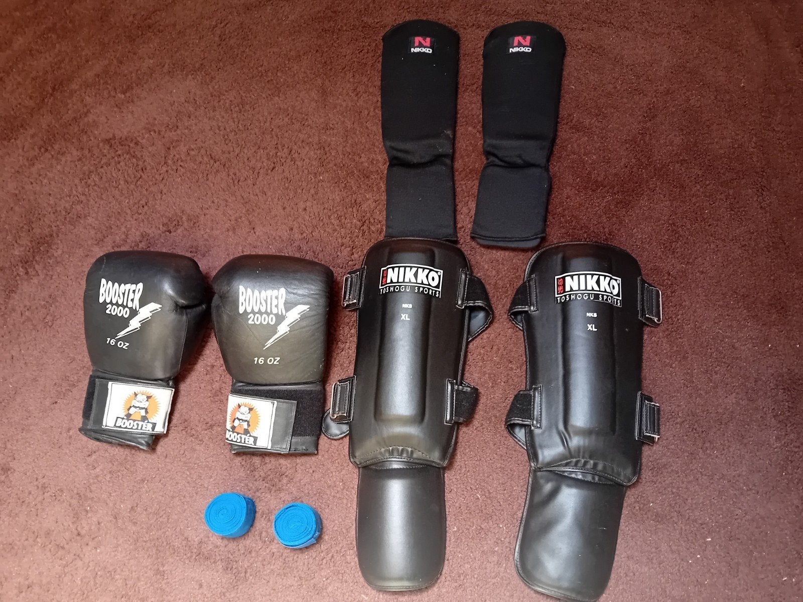 Kickboks set, Sport en Fitness, Vechtsporten en Zelfverdediging, Maat XS of kleiner, Ophalen of Verzenden, Overige