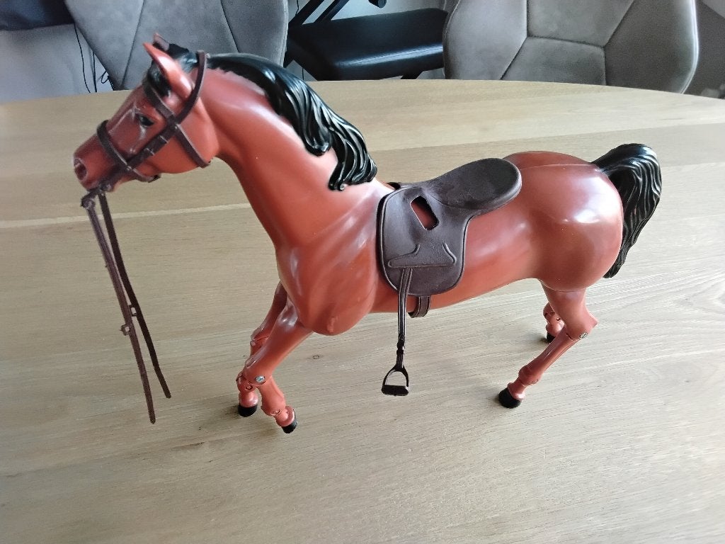 Barbie paard met scharnierende benen en toebehoren, jaren 70, Ophalen of Verzenden, Gebruikt, Overige typen