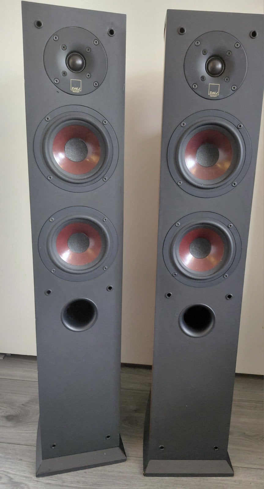 Dali Suite 1.7, Ophalen, Zo goed als nieuw, Overige merken