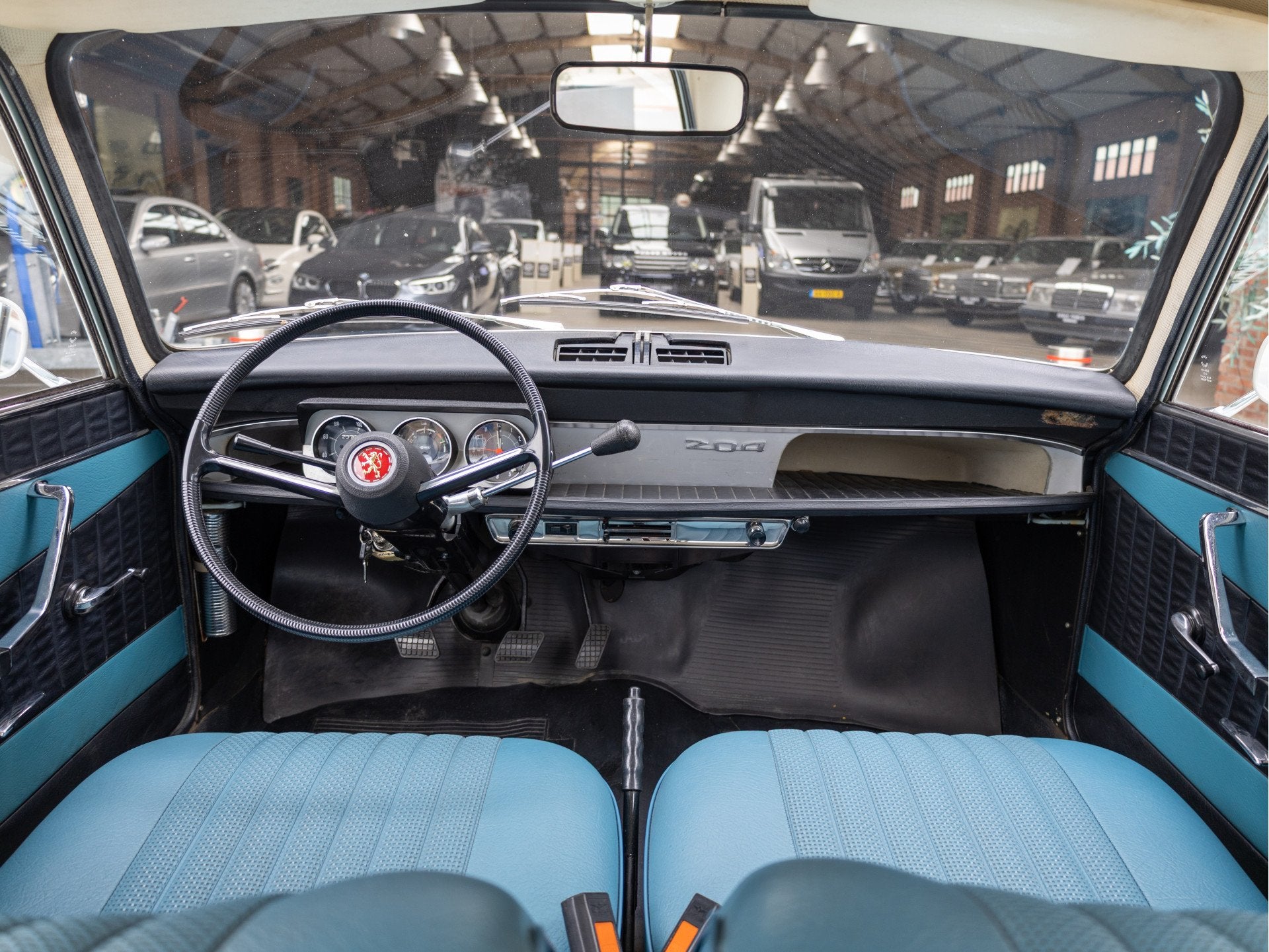 Peugeot 204 1.1 Sedan *Topstaat!* (bj 1967), Lederen bekleding, Leder, Bedrijf, Handgeschakeld