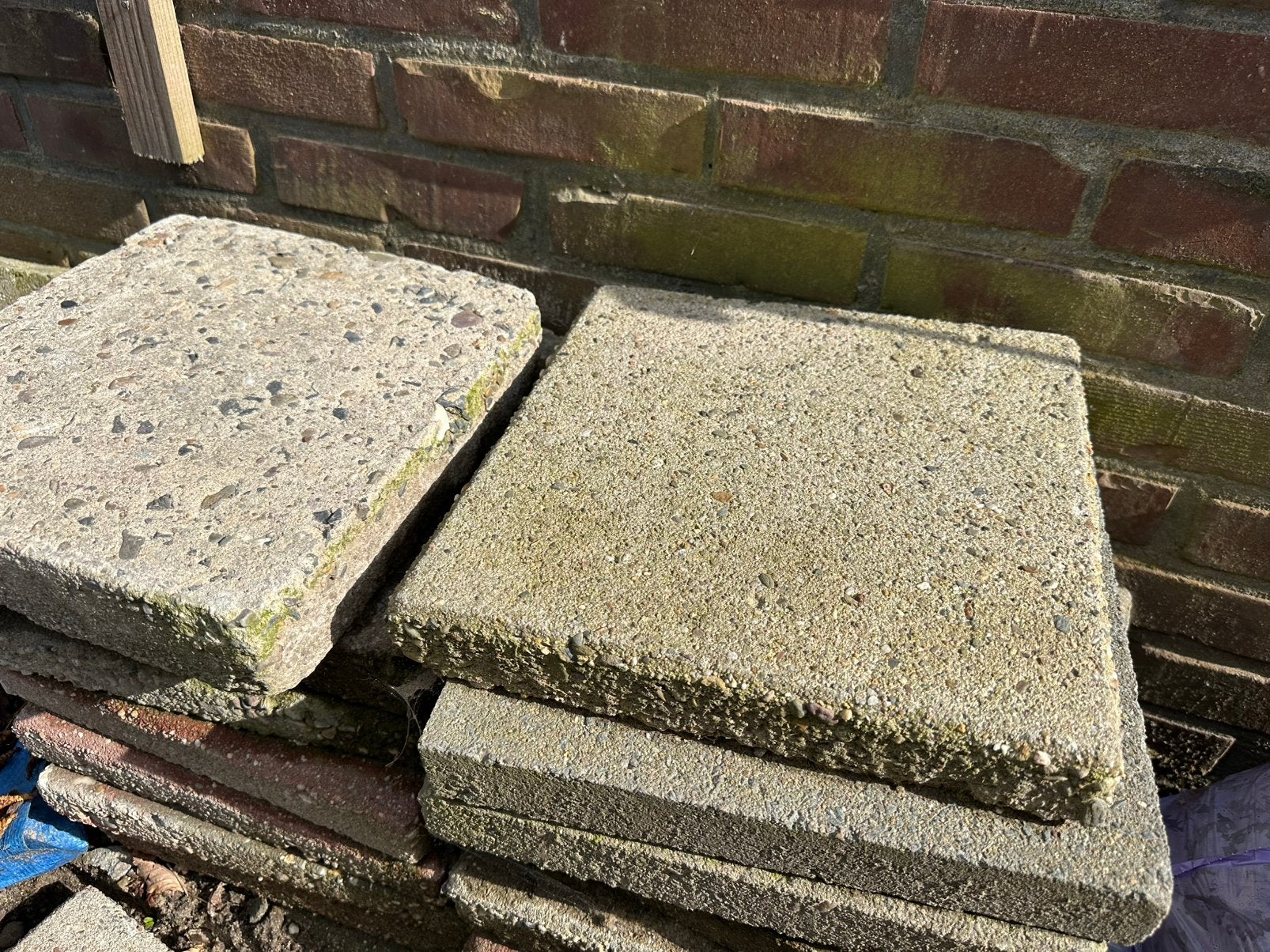 Betontegels gratis af te halen, Ophalen, Zo goed als nieuw, Beton, Terrastegels