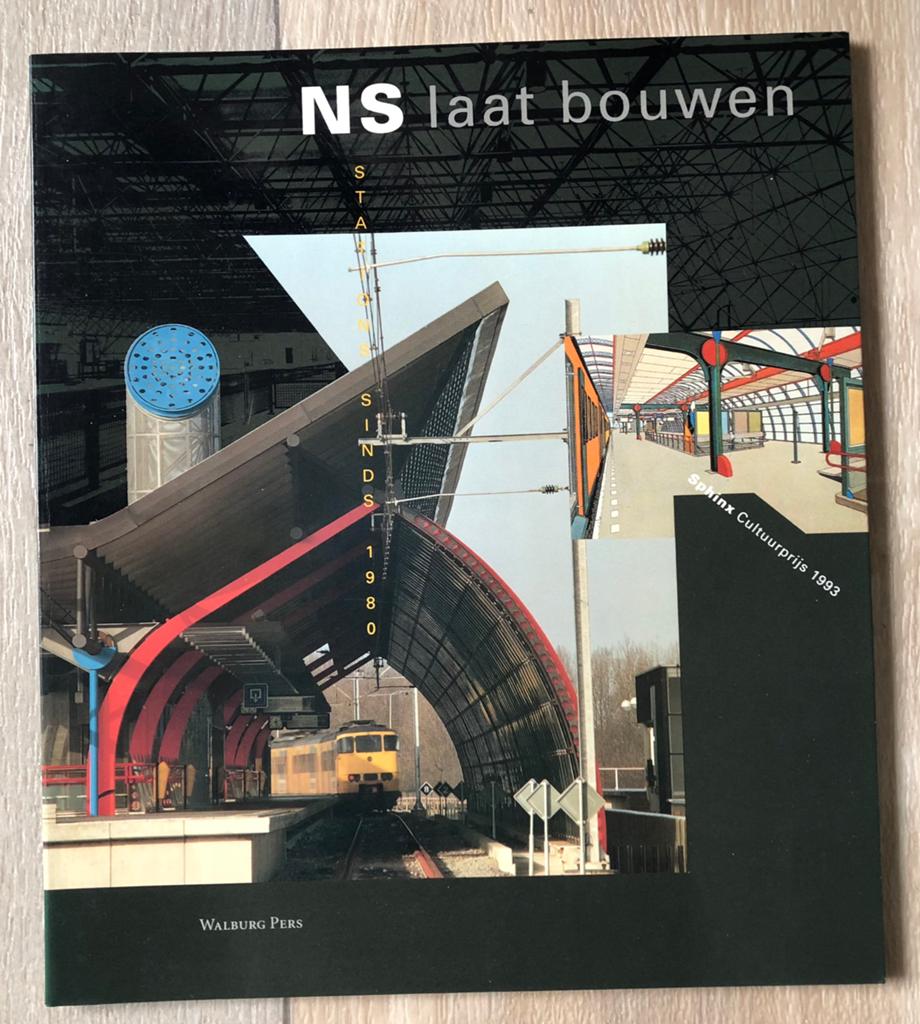 NS laat bouwen, Verzamelen, Spoorwegen en Tramwegen, Ophalen of Verzenden, Zo goed als nieuw, Trein, Boek of Tijdschrift