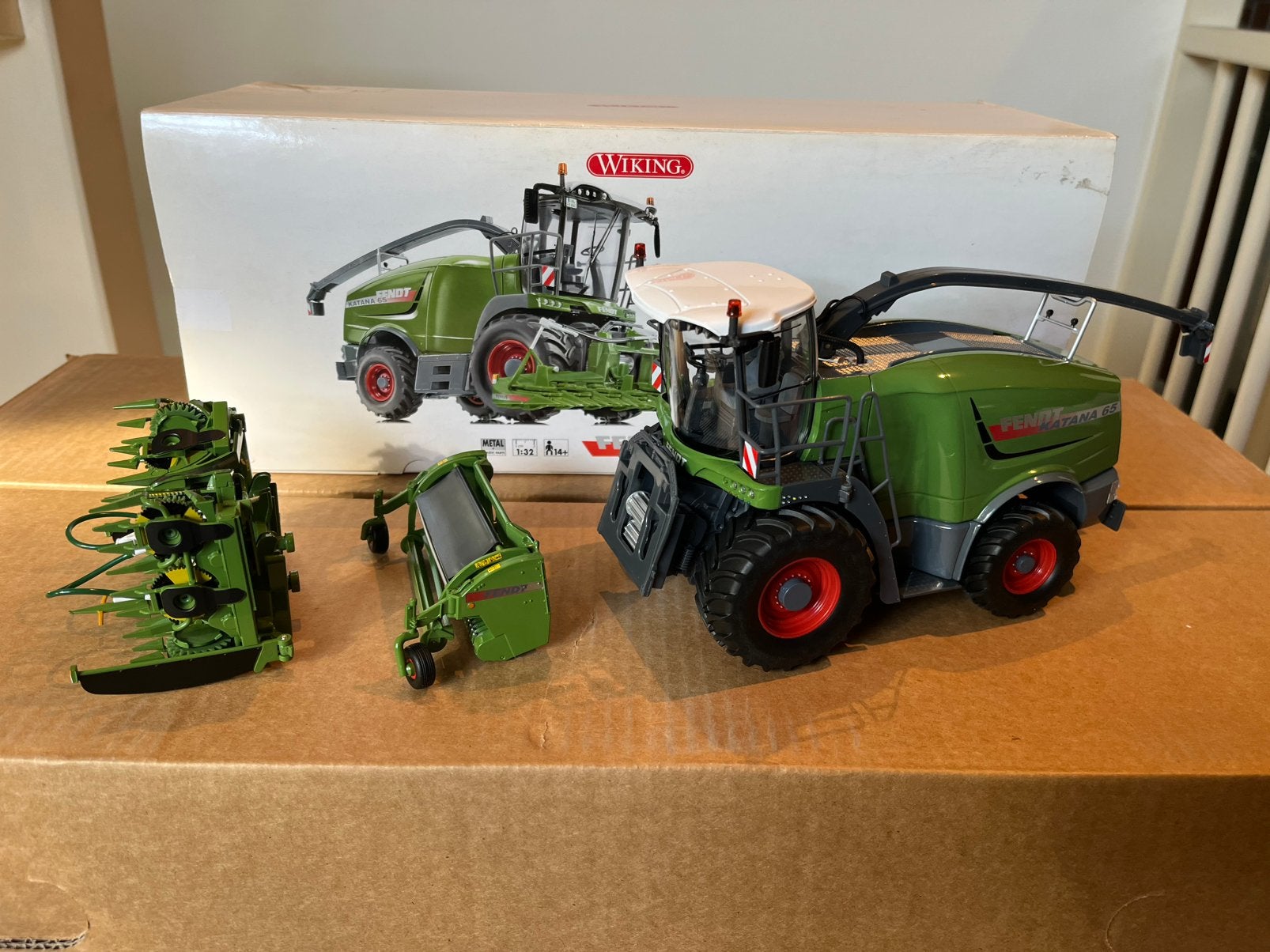 Fendt Katana 65 hakselaar met graspickup en maisbek Wiking, Ophalen of Verzenden, Zo goed als nieuw, Tractor of Landbouw, Overige merken