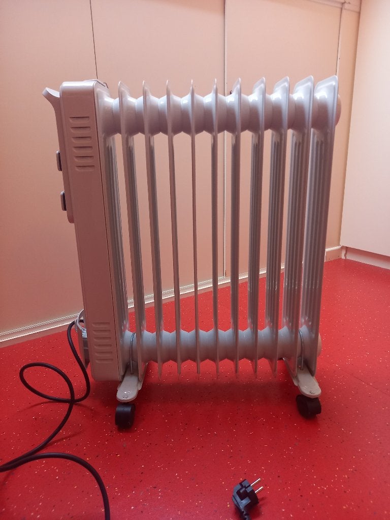 Olieradiator, zo goed al nieuw, Ophalen, 30 tot 80 cm, Radiator, Minder dan 60 cm