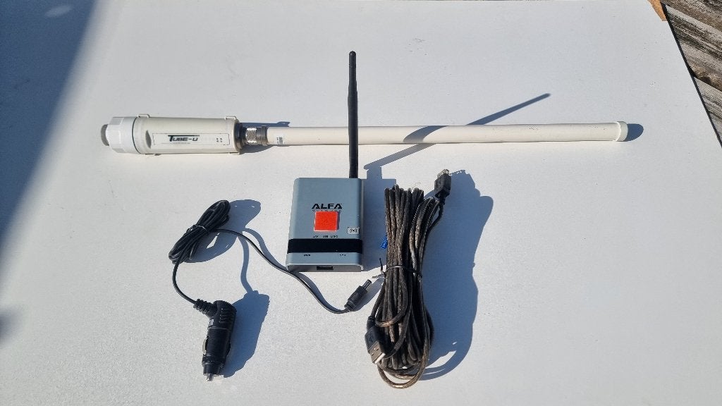 WiFi router extender, Ophalen of Verzenden, Zo goed als nieuw, Router, ALFA Network