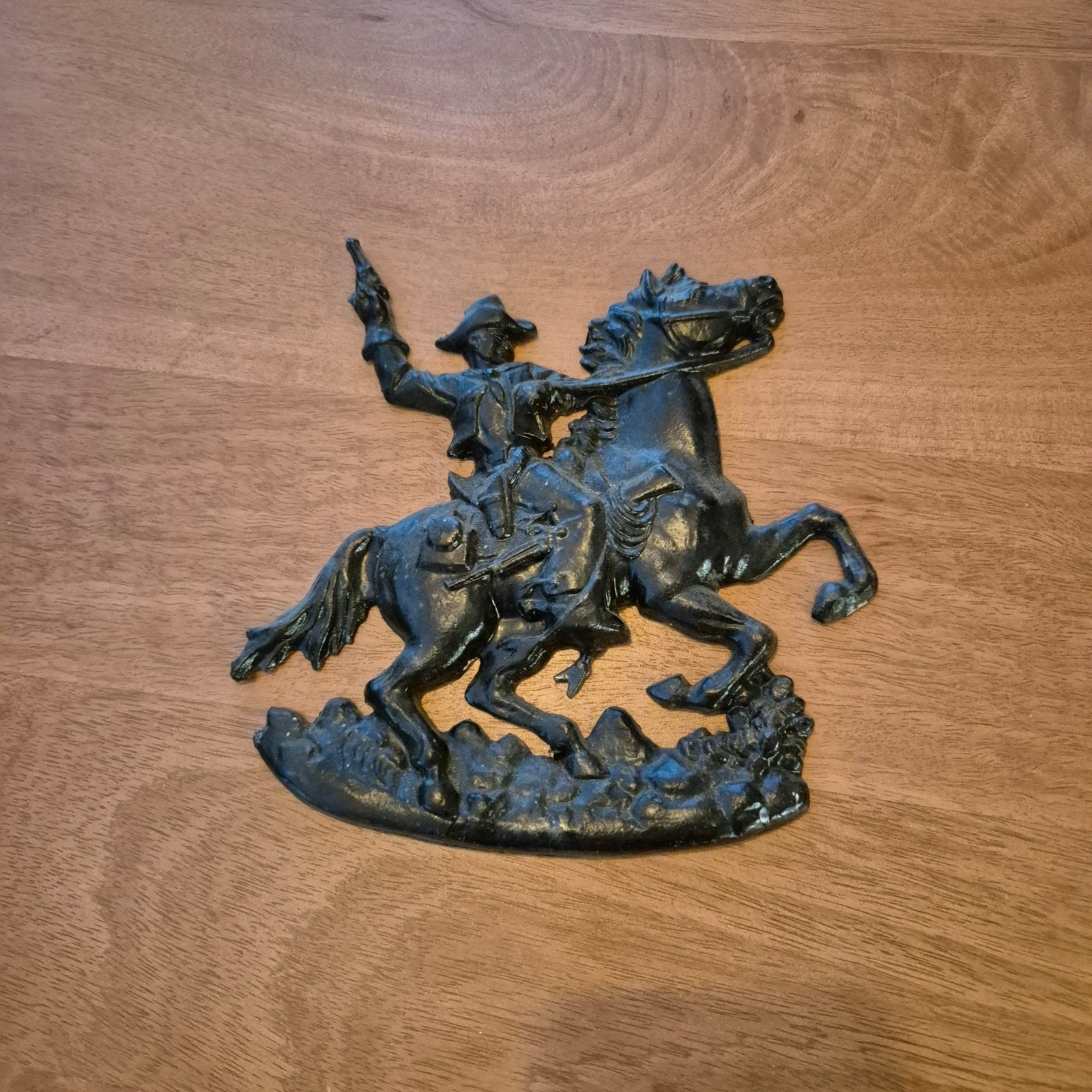 Antieke gietijzerem wanddecoratie cowboy te paar, Ophalen of Verzenden