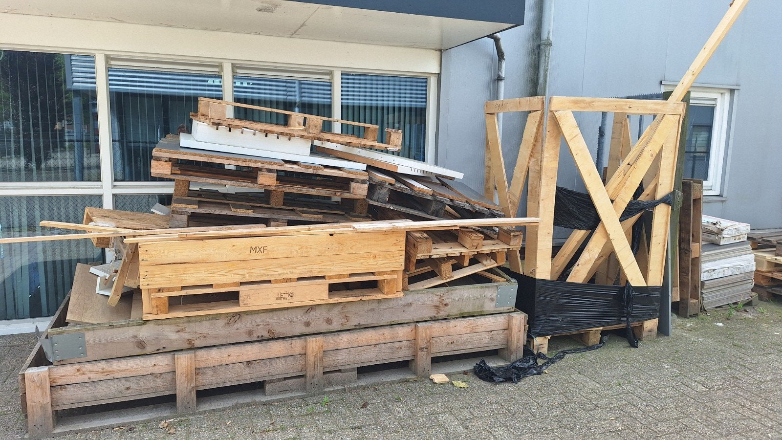 GRATIS Hout, brandhout, pallets, kisten., Ophalen, 50 mm of meer, Pallet, Minder dan 200 cm