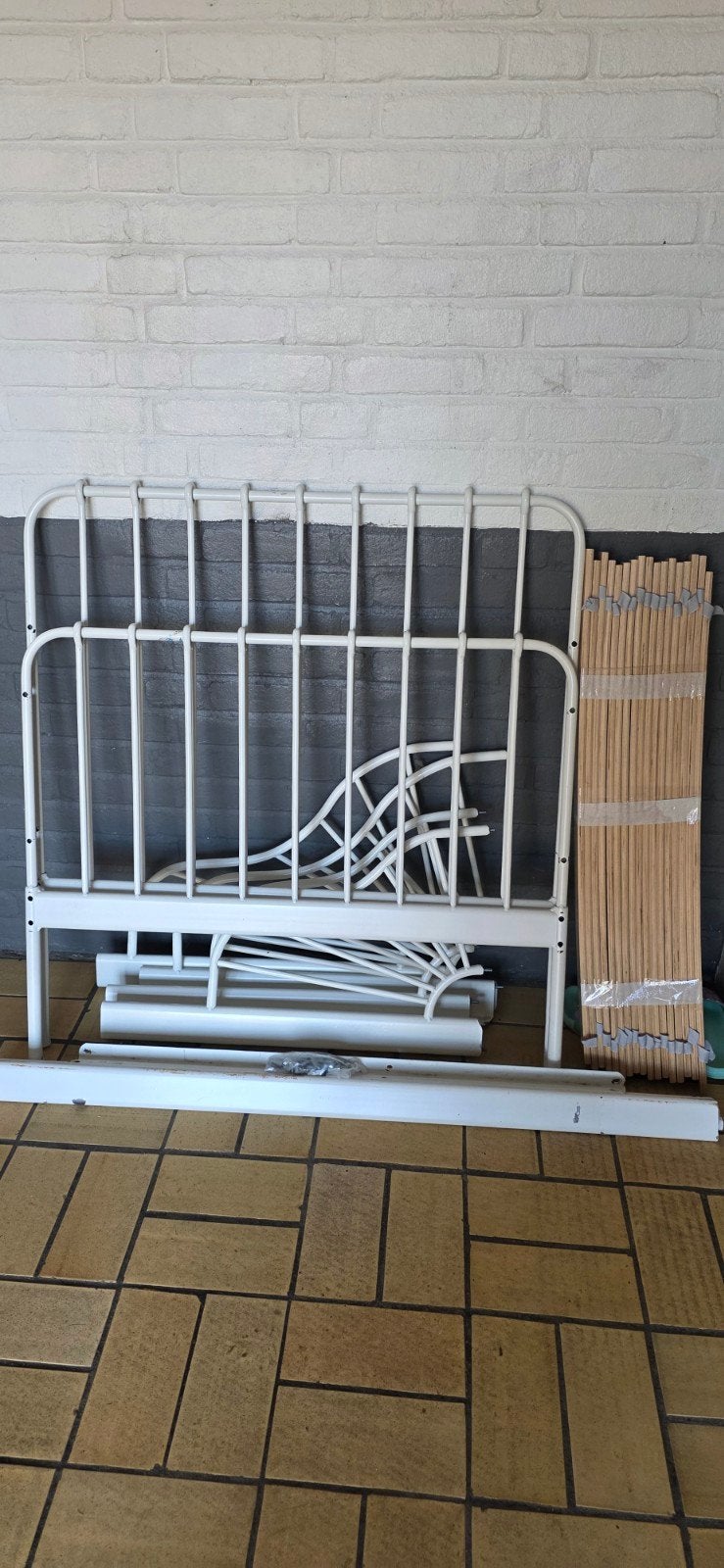 IKEA Minnen uitschuifbaar bed wit (exclusief matras), Ophalen, Eenpersoons, Wit, Klassiek, Kinderkamer, Uitschuifbaar