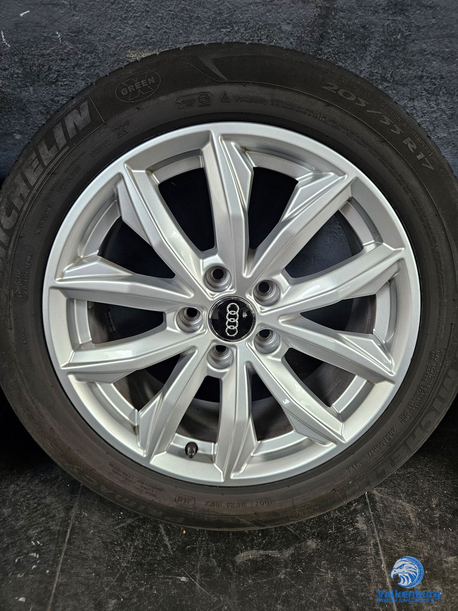 Originele VAG VW Golf Caddy Audi A3 Leon 17 inch velgen 5x11, Auto-onderdelen, Banden en Velgen, Gebruikt, -, -, Banden en Velgen