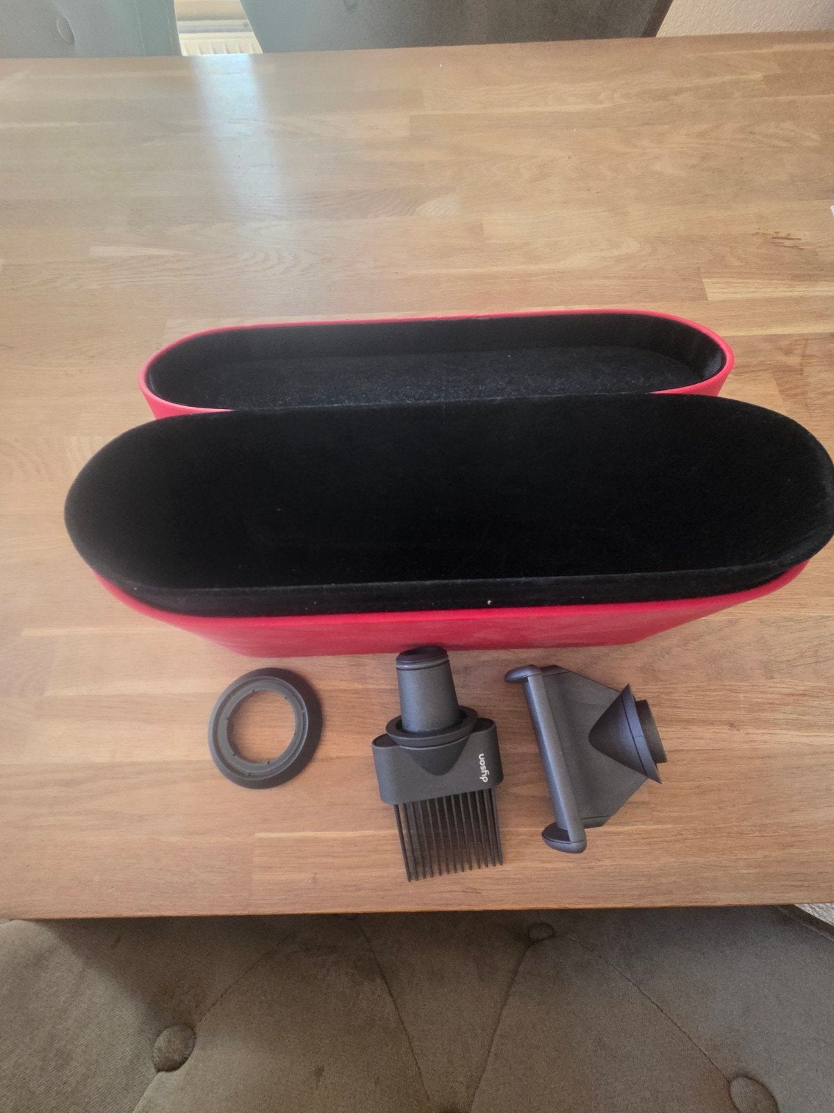 Dyson Opbergdoos voor Föhn met Accessoires, Witgoed en Apparatuur, Ophalen of Verzenden, Zo goed als nieuw, Haarverzorging