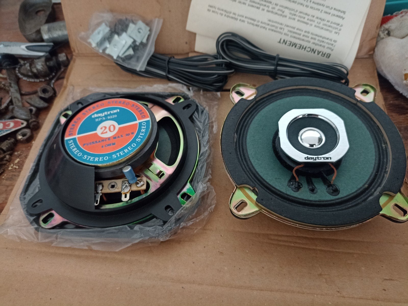 Daytron HPS-8220 extra platte autoluidsprekers (nieuw), Ophalen of Verzenden, Nieuw