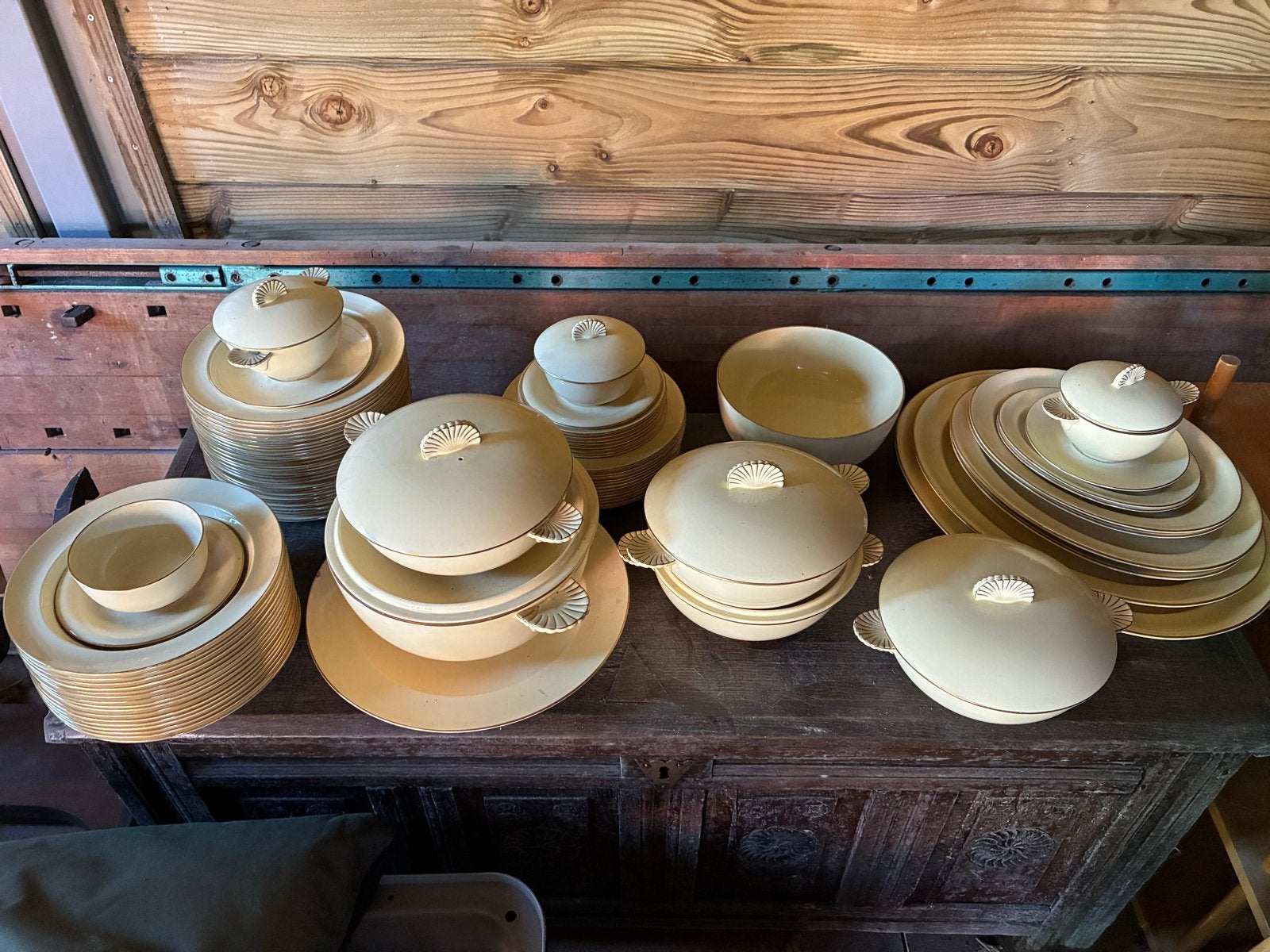 Wedgwood "Tida" servies Pebbles Beige - niet compleet, Huis en Inrichting, Keuken | Servies, Ophalen, Gebruikt, Vintage, Wedgwood