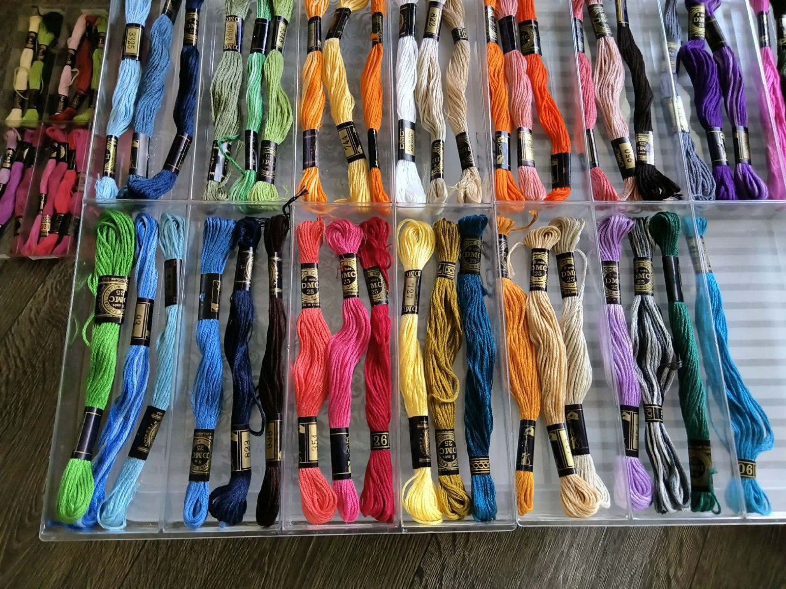 DMC borduurgaren strengen, Ophalen of Verzenden, Gebruikt, Handborduren, Borduurgaren of Zijde