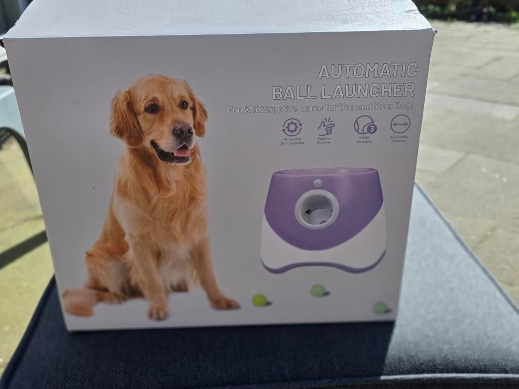 AUTOMATIC BALL LAUNCHER, Dieren en Toebehoren, Honden-accessoires, Nieuw, Ophalen of Verzenden