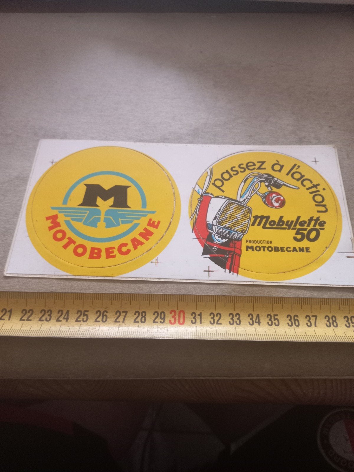 Vintage Motobecane Mobylette 50 Stickers - Set van 2, Ophalen of Verzenden, Gebruikt