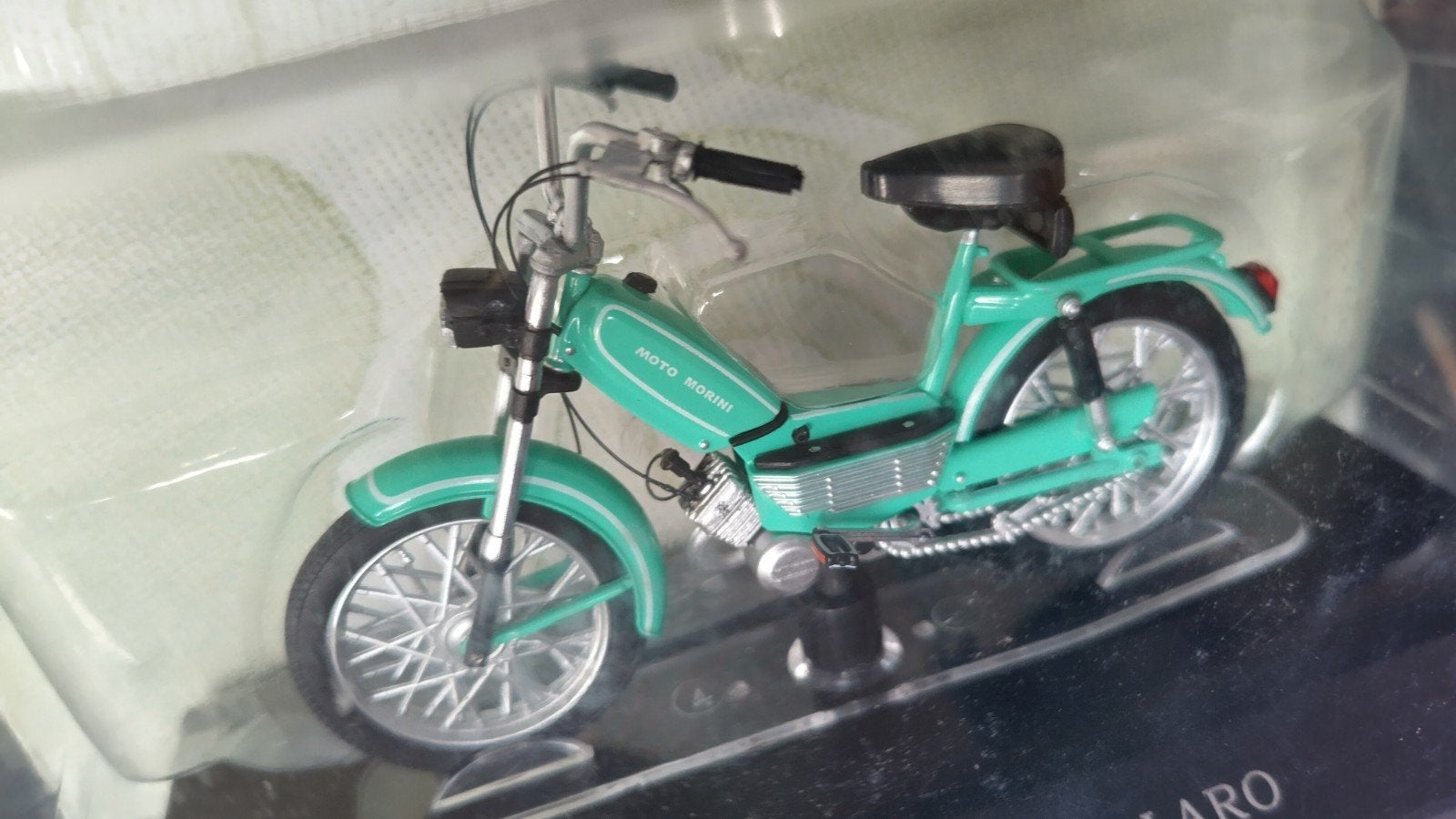 Moto Morini Dollaro 1:18 Leonie Pol, Overige merken, Auto, Verzenden, .