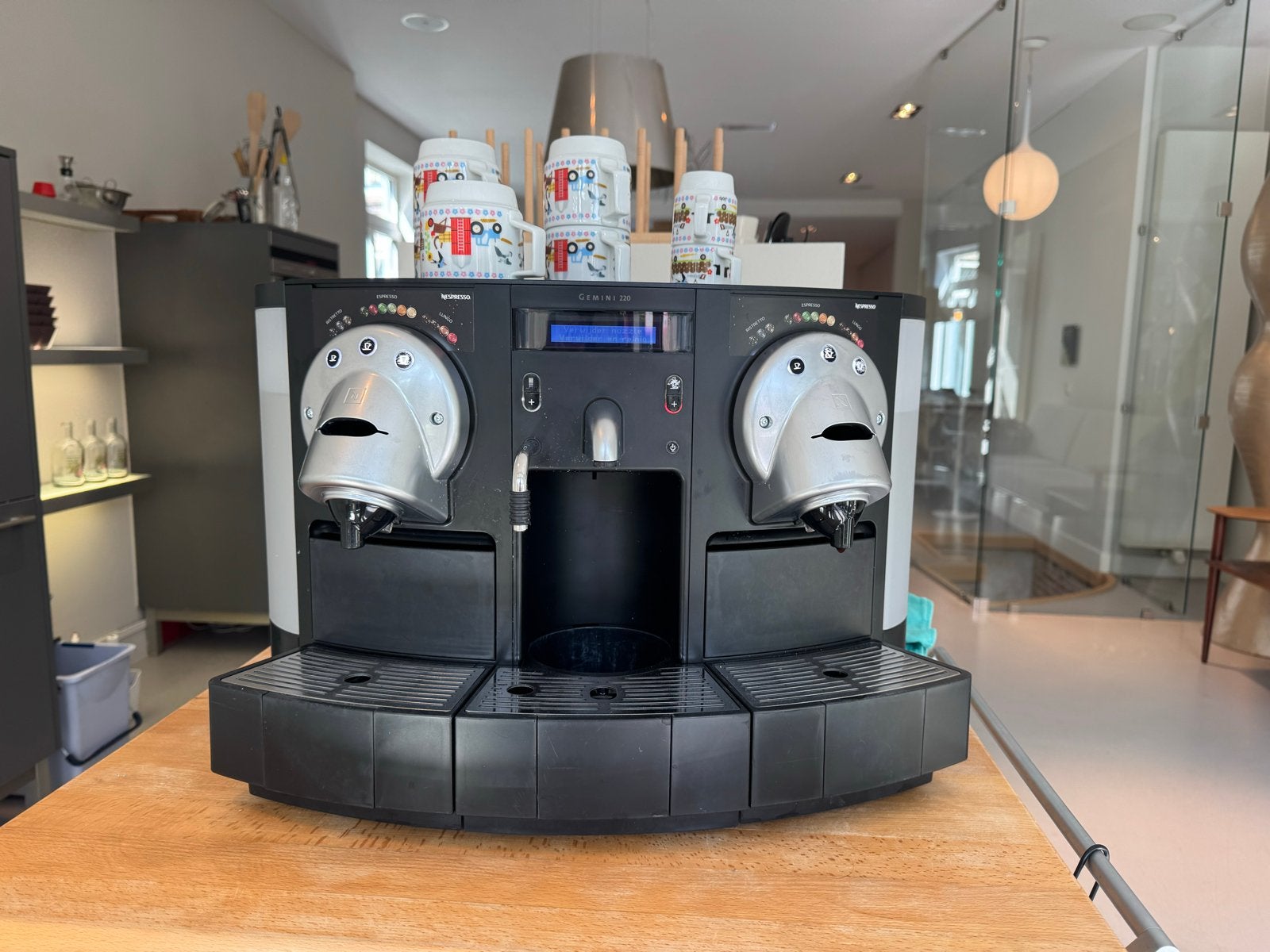 Nespresso Gemini 220 koffiemachine - Gebruikt, goede staat, Ophalen, Gebruikt, Koffiemachine, Koffiepads en cups
