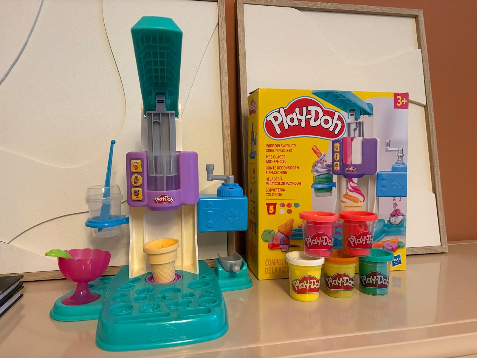 Play-Doh Rainbow Swirl Ice Cream Playset - Zo goed als nieuw, Kinderen en Baby's, Speelgoed | Educatief en Creatief, Ophalen of Verzenden