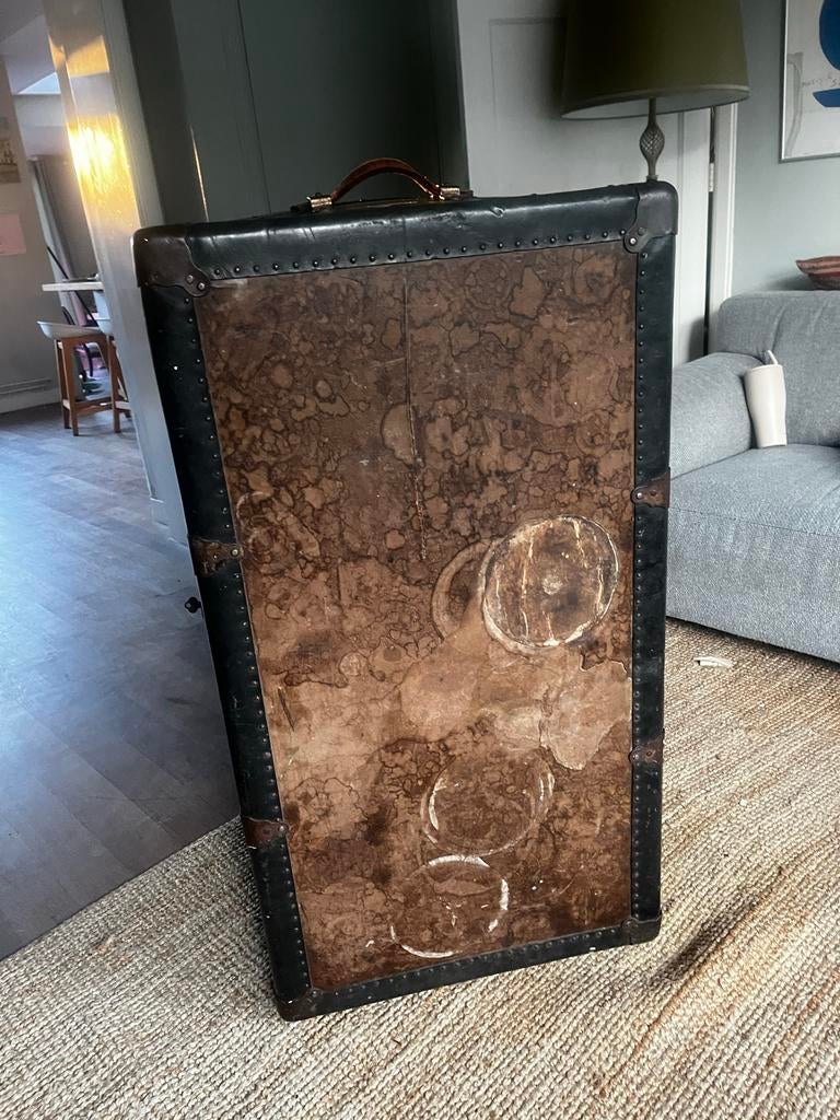 Antieke koffer/kist met 'Curacao' label, Ophalen, Gebruikt, Hout