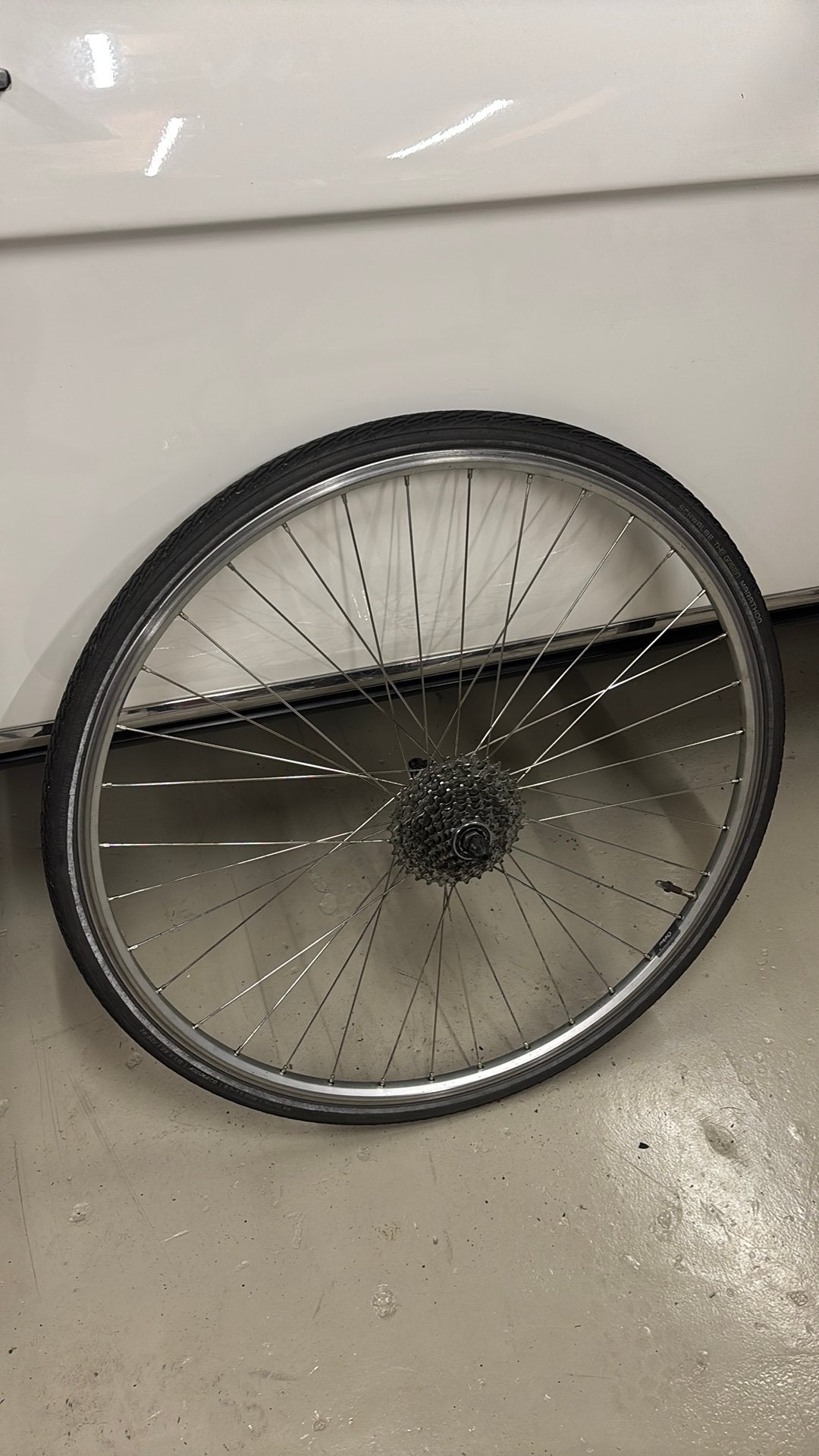 28 inch achterwiel 8/9 speed, Ophalen, Wiel