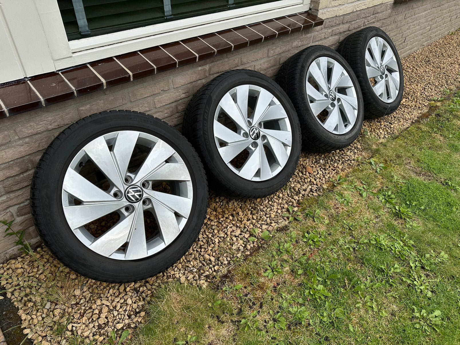 VW Golf 8 Belmont velgen 225/45/R17, Auto-onderdelen, Banden en Velgen, Ophalen, Gebruikt, Banden en Velgen, 17 inch