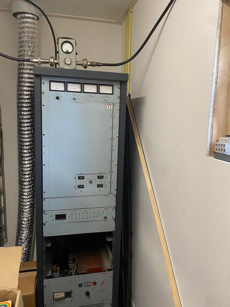 Nette rvr 10 kw, Ophalen of Verzenden, Zo goed als nieuw, Zender
